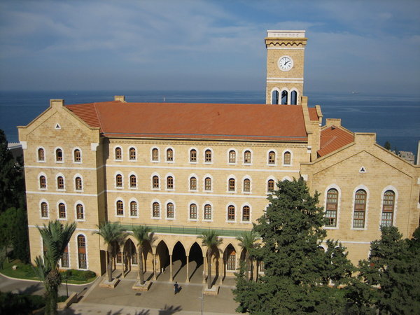 lg_3085913-AUB-the-American-University-of-Beirut-0